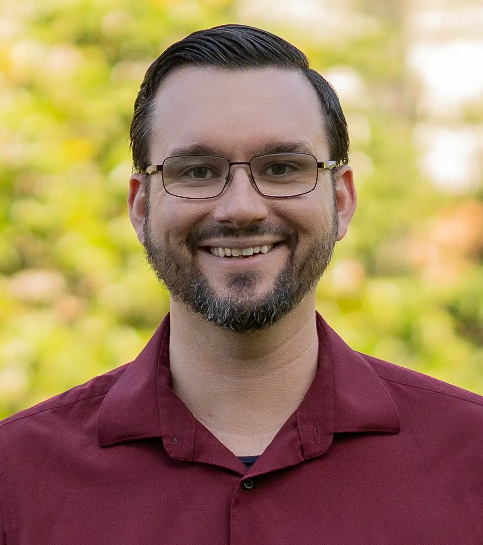 Joshua Brady Headshot
